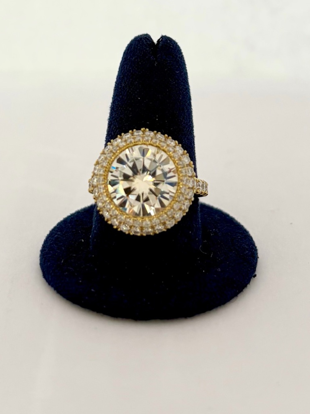 5 Carat Lab Round Brillant Diamond
